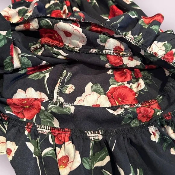 Girls Red And Black Dream Floral Dress with Ruffle Accents And Cut Out Sz 4 - Picture 4 of 11